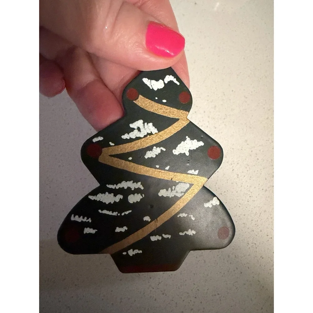 4 Christmas Tree Ugly Napkin Rings Dark Green Gold Red Metal 3¼